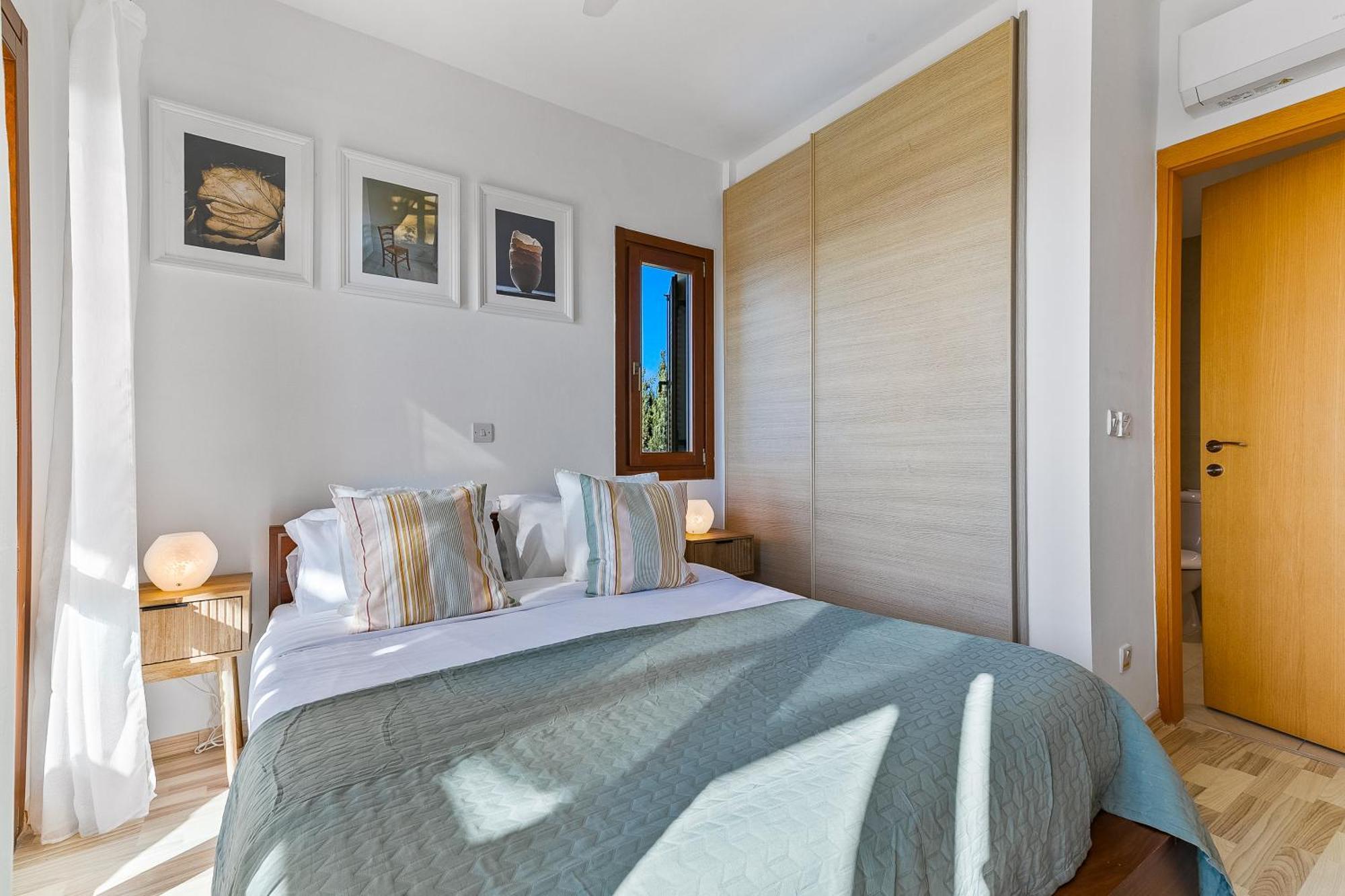 2 Bedroom Apartment Thalassa With Sea And Sunset Views, Aphrodite Hills Resort Куклия Екстериор снимка