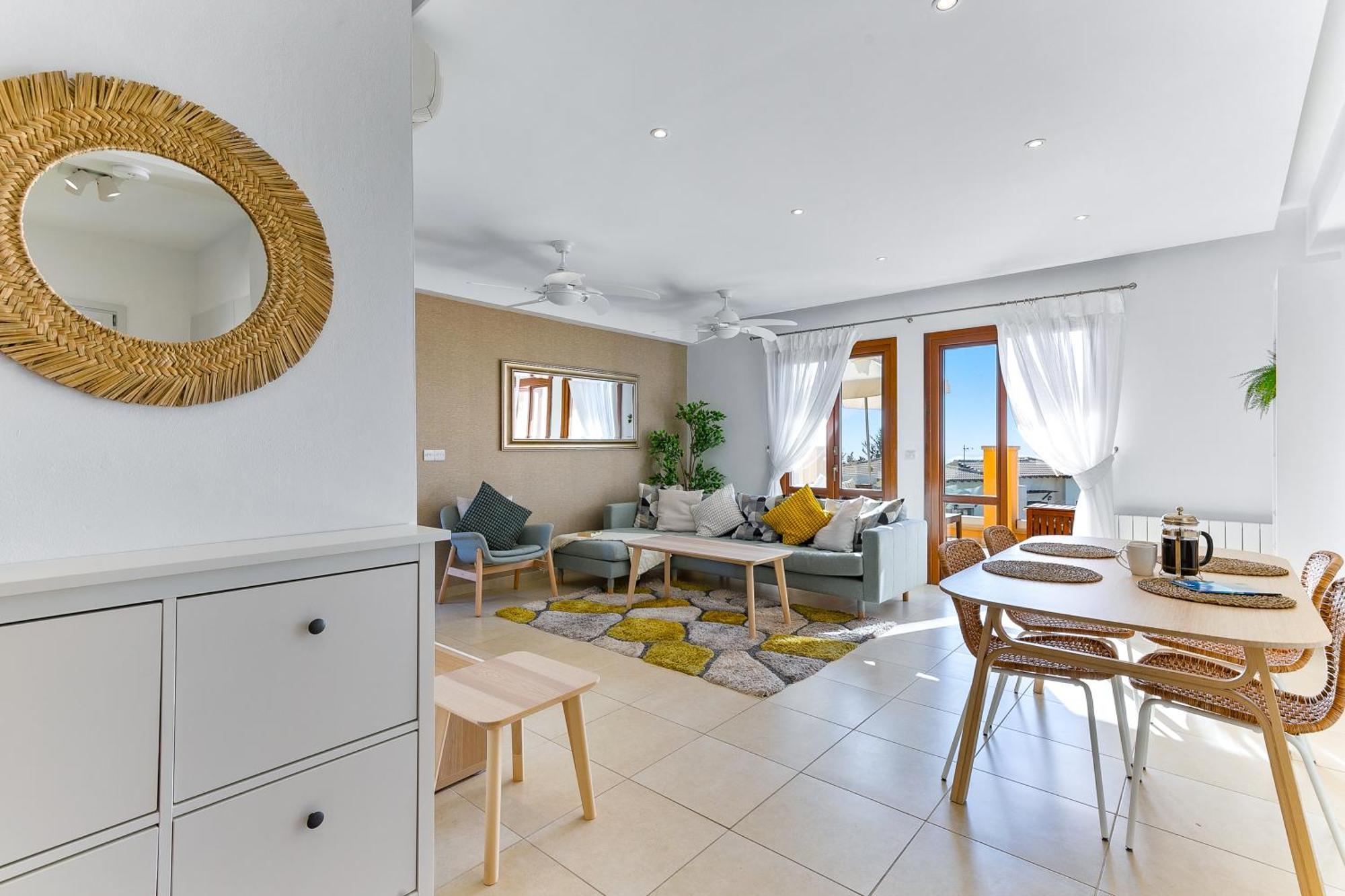 2 Bedroom Apartment Thalassa With Sea And Sunset Views, Aphrodite Hills Resort Куклия Екстериор снимка
