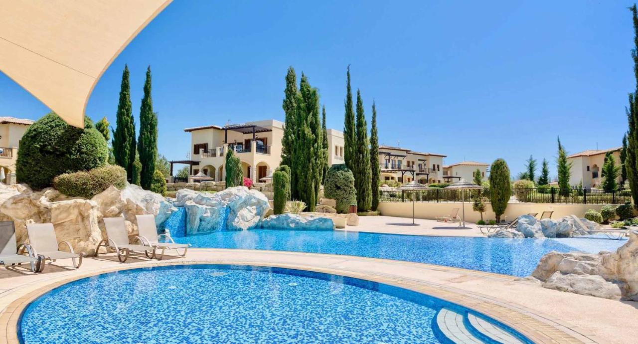 2 Bedroom Apartment Thalassa With Sea And Sunset Views, Aphrodite Hills Resort Куклия Екстериор снимка